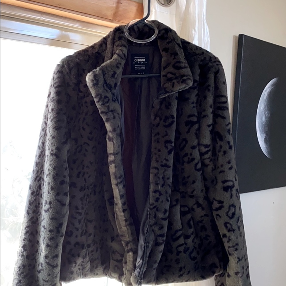 Cheetah print light jacket
